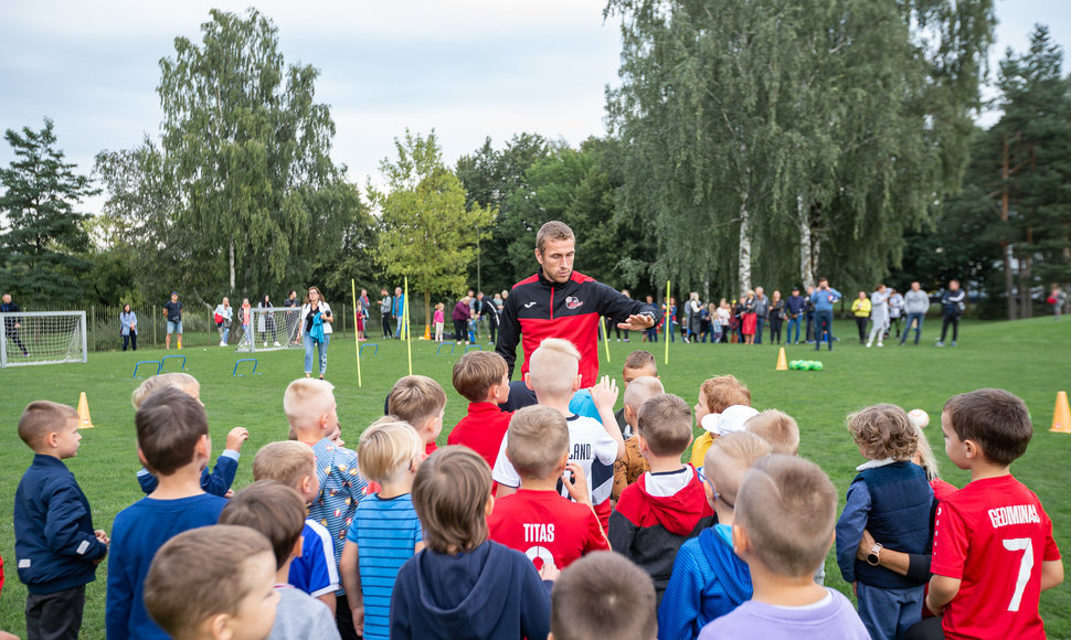 „Sūduvos“ futbolininkų ugdymo piramidė vis auga ir laukia naujokų