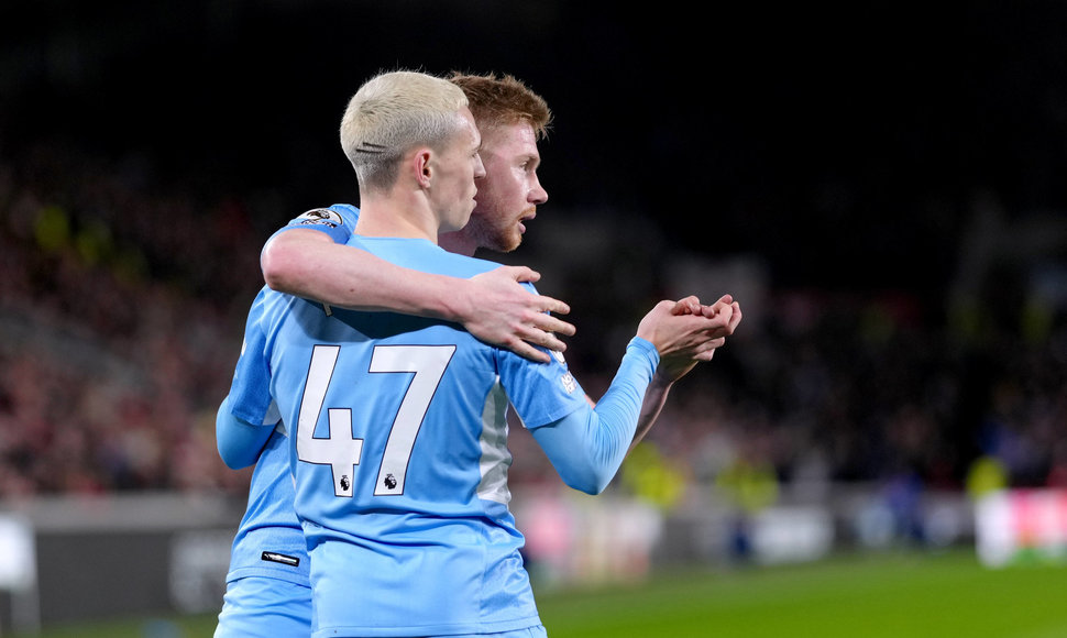 Philas Fodenas ir Kevinas De Bruyne