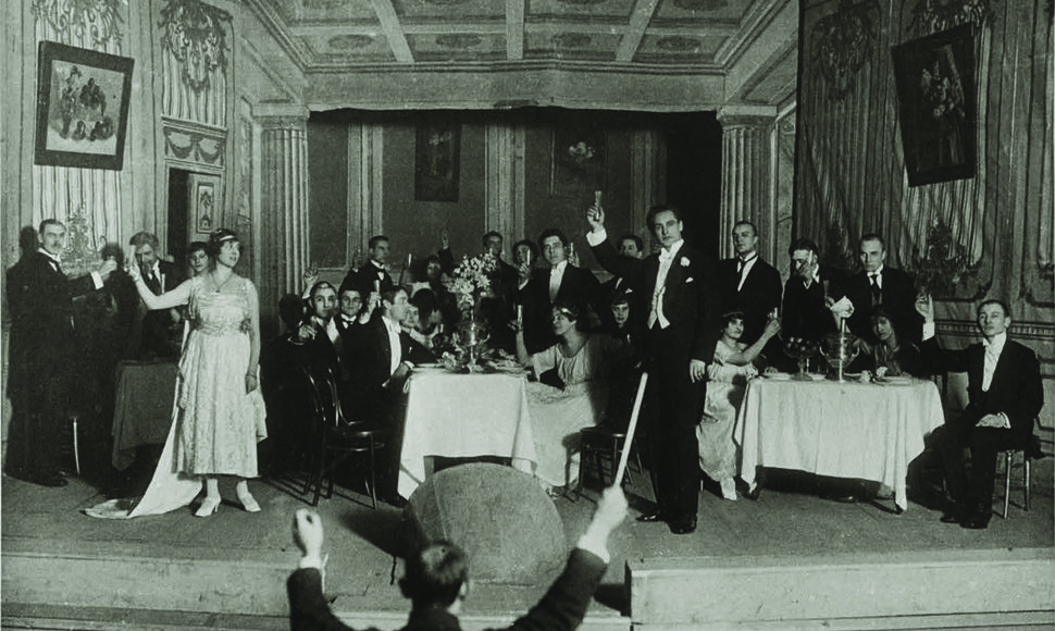 „Traviata“, 1920 metai 