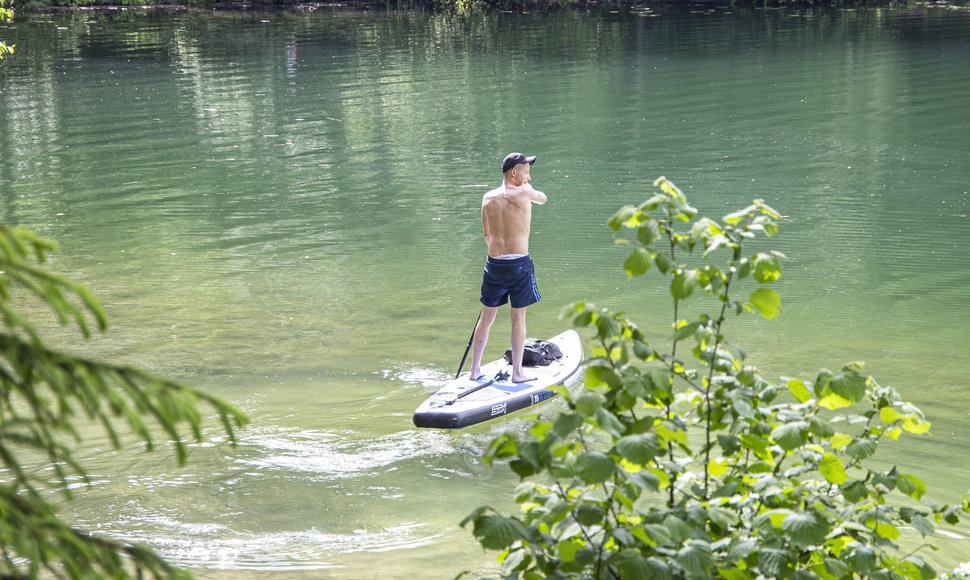 Pirmadienis prie Žaliųjų ežerų