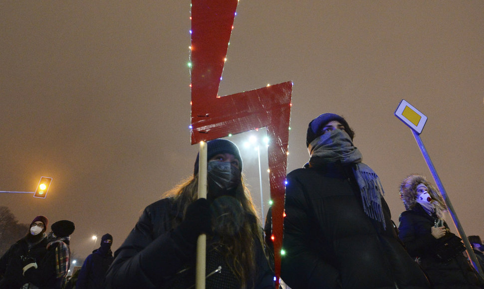 Protestai dėl abortų draudimo Lenkijoje