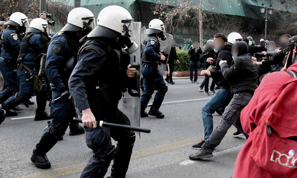 Dėl D.Koufodino kilę protestai Graikijoje