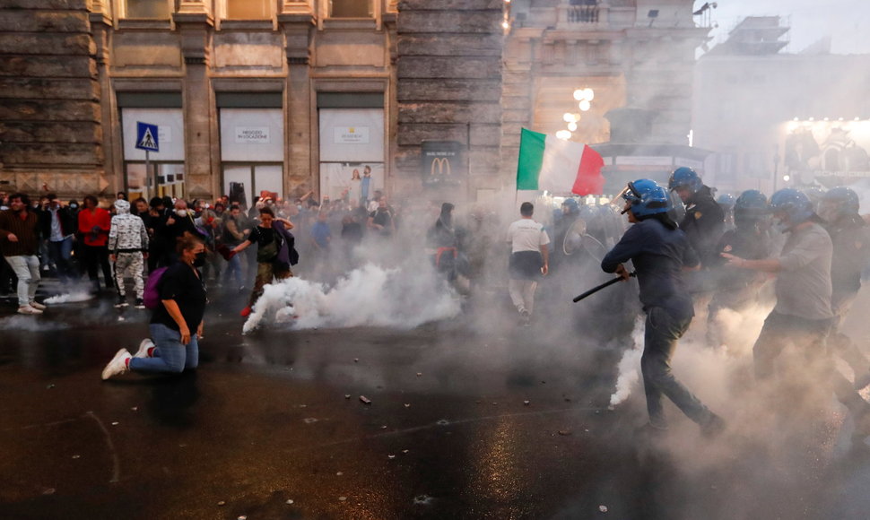 Protestas prieš COVID-19 pasą Romoje