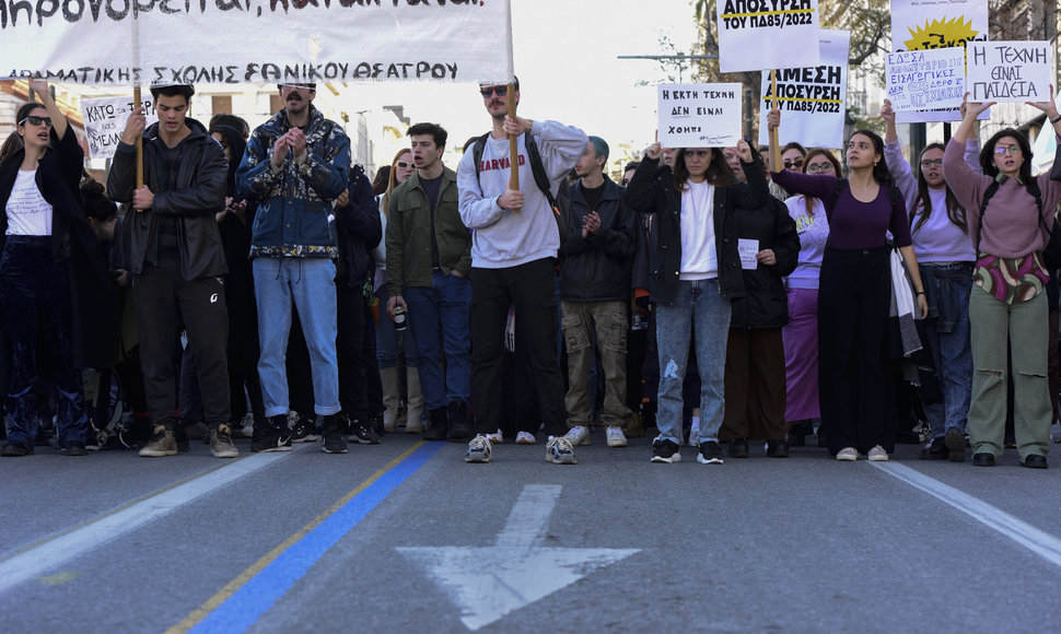 Menininkų protestas Graikijoje