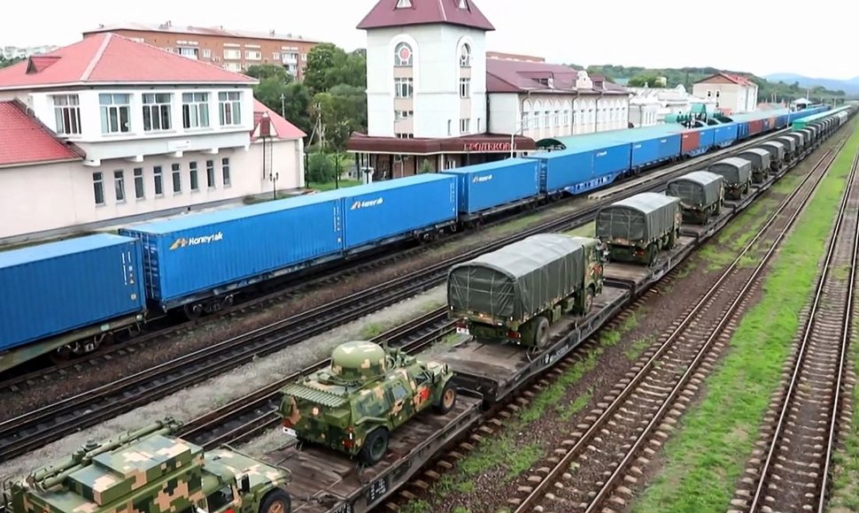 Traukinys ir karinė technika Rusijoje