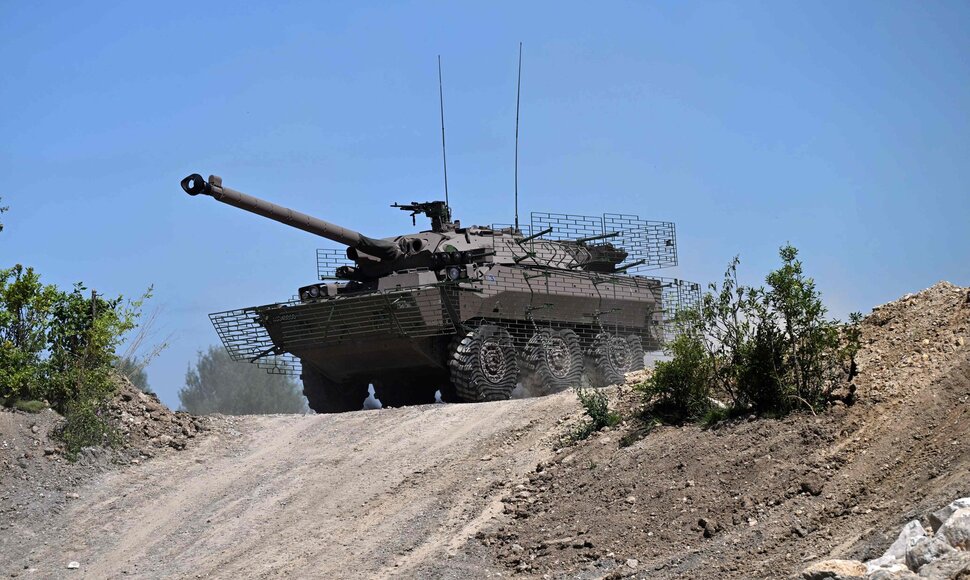 Itin mobilios prancūziškos pėstininkų kovos mašinos „AMX-10 RC“