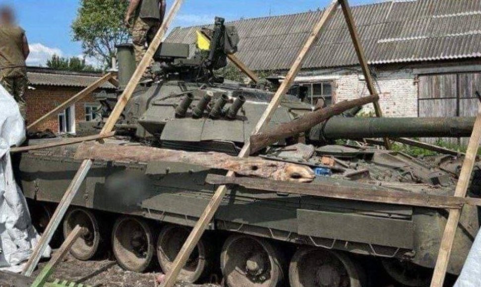 Ukrainietis daugiau nei metus sode laikė rusišką tanką