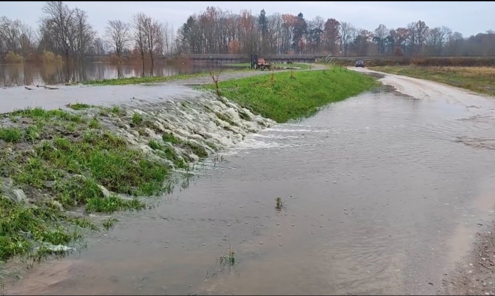 Situacija Priekulėje. Stop kadras iš B. Markausko vaizdo įrašo.