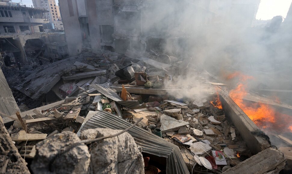 IBRAHEEM ABU MUSTAFA / REUTERS