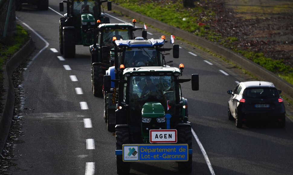 CHRISTOPHE ARCHAMBAULT / AFP