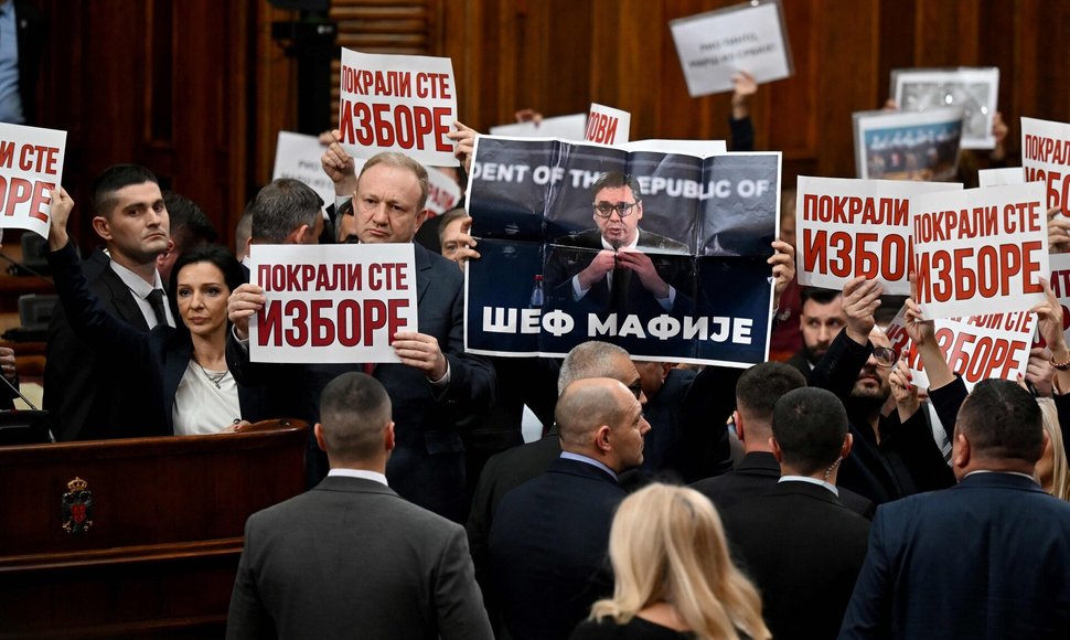 ANDREJ ISAKOVIC / AFP