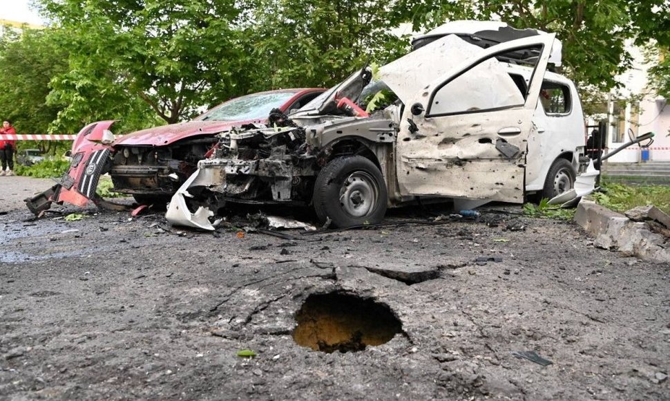 Belgorodo bombardavimo pasekmės. / Mayor of Belgorod City Valentin / via REUTERS