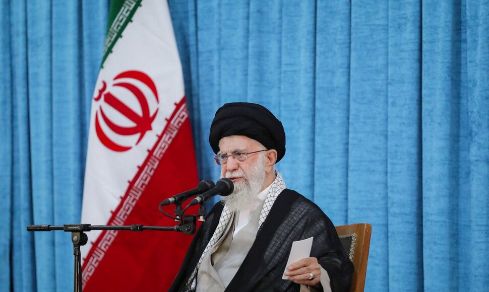 Irano lyderis Khamenei minėjo Khomeini mirties metines. / Office of the Iranian Supreme Le / via REUTERS