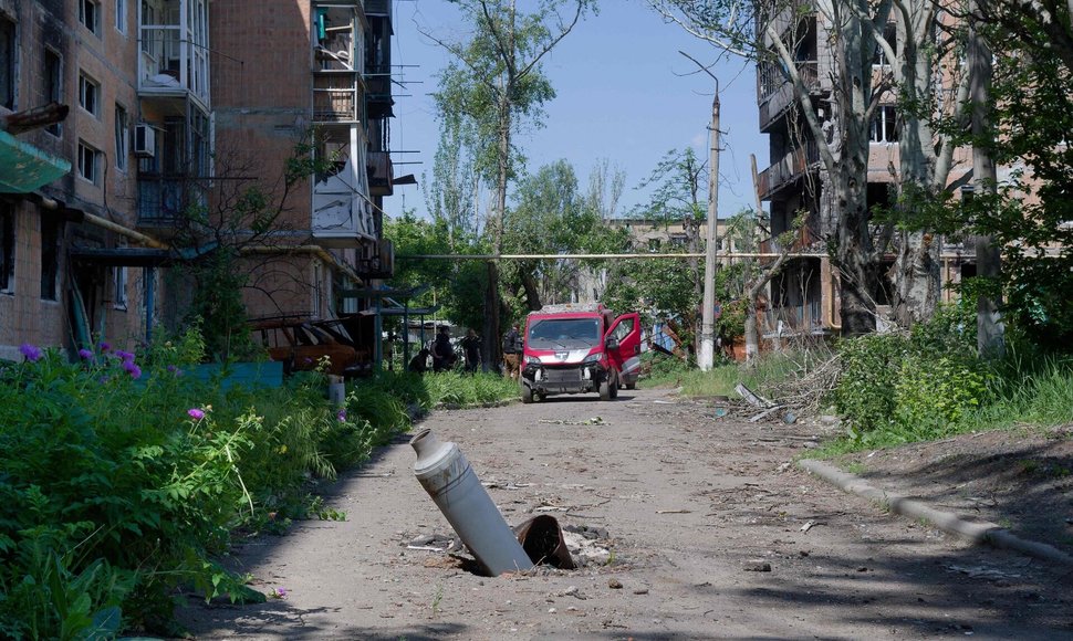 Žiniasklaida: per Ukrainos drono smūgį žuvo rusų žurnalistas / DAVE CLARK / AFP