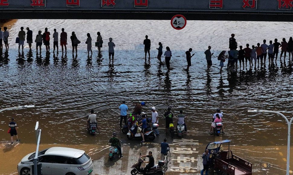 CCTV: per potvynius Pietų Kinijoje žuvo bent 38 žmonės /  / CHINE NOUVELLE/SIPA