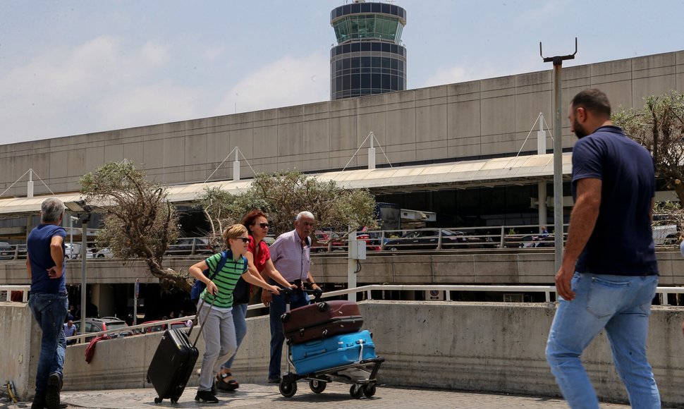 Vyriausybė neigia ginklų sandėliavimą Beiruto oro uoste. / Marwan Naamani / ZUMAPRESS.com