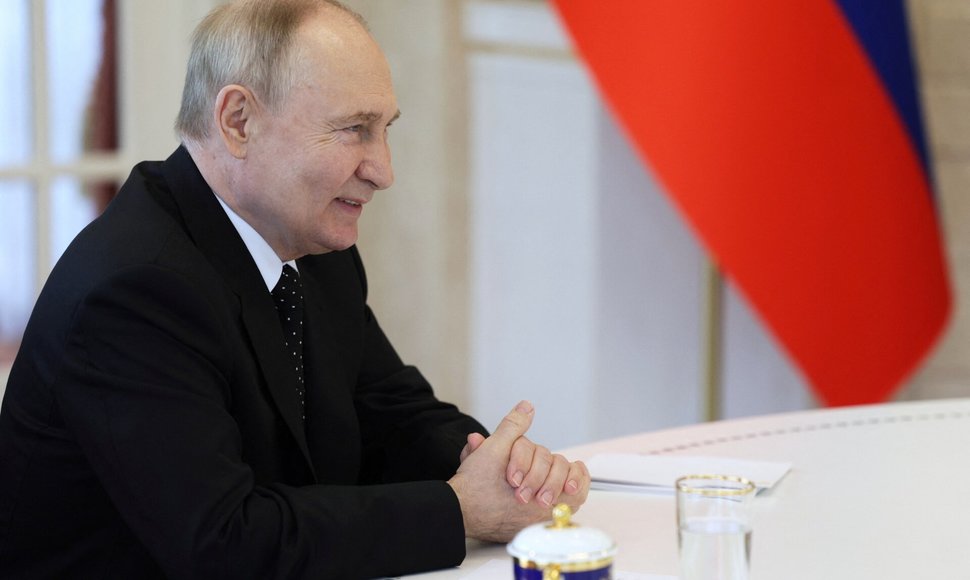 Rusijos prezidentas Putinas aplanko Šiaurės Korėją. / Gavriil Grigorov / via REUTERS