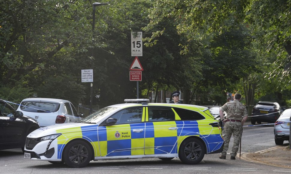 Britų kareivis buvo perdurtas. / Gareth Fuller / AP