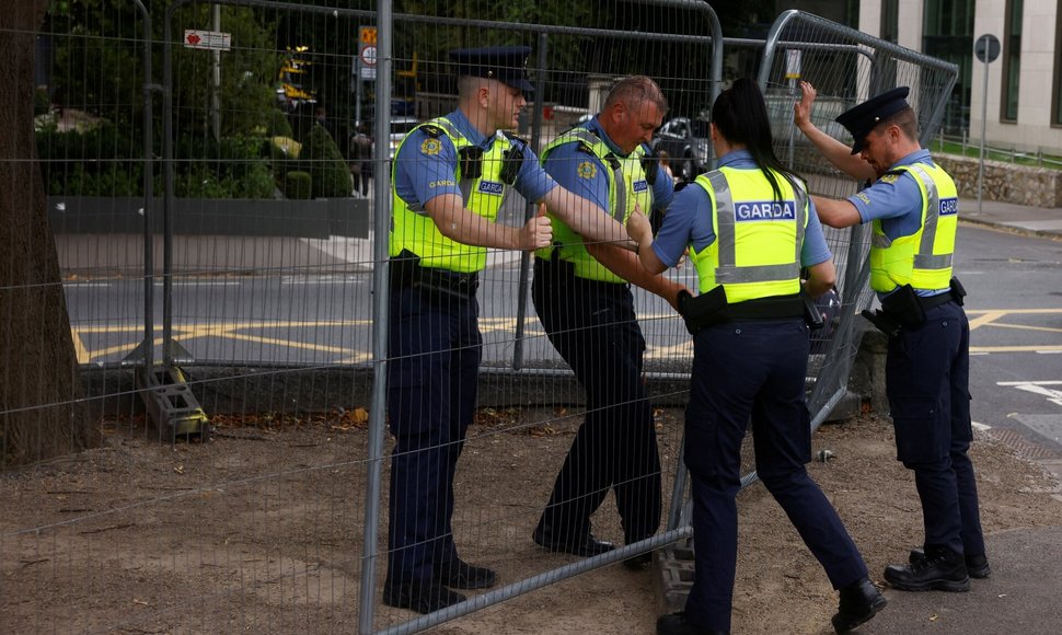 Clodagh Kilcoyne / REUTERS