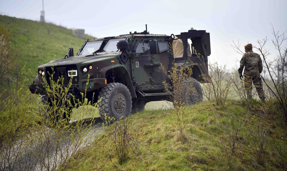 Jungtinė lengvojo taktinio transporto treniruotė Vokietijoje. / U.S. Army / ZUMAPRESS.com