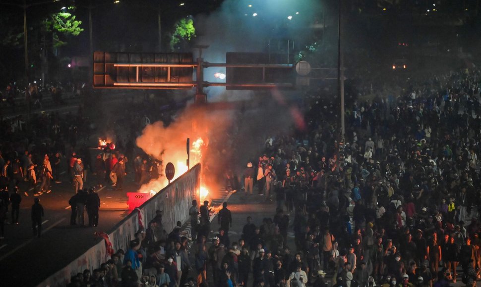 BAY ISMOYO / AFP