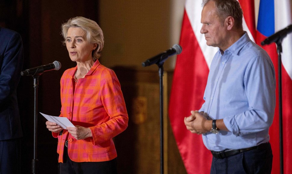 U. von der Leyen paskelbė apie 10 mlrd. eurų paramą nuo potvynių nukentėjusioms šalims / WOJTEK RADWANSKI / AFP