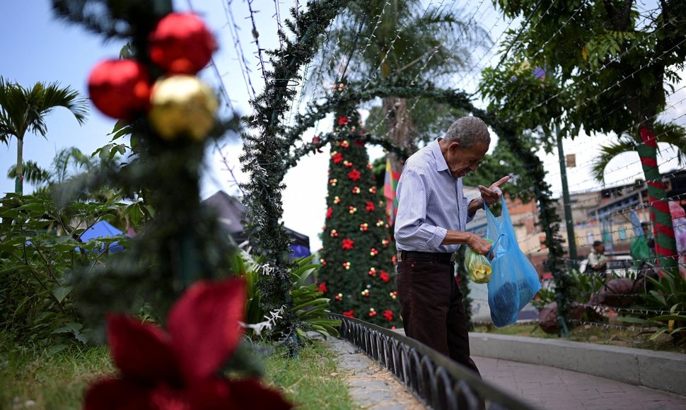 Gaby Oraa / REUTERS