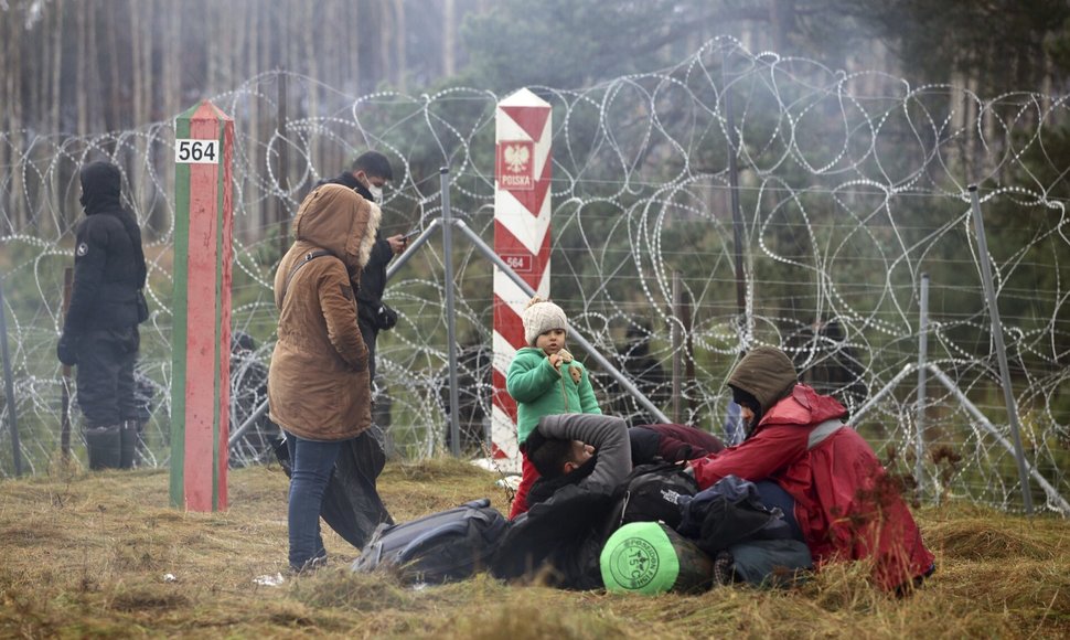 Nelegalūs migrantai Latvijoje / Leonid Shcheglov / AP