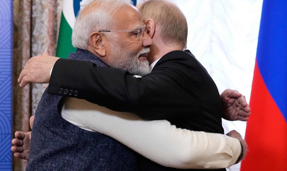 Indijos premjeras Narendra Modi ir Rusijos prezidentas Vladimiras Putinas