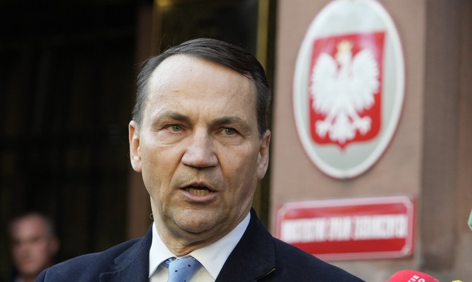 Lenkijos užsienio reikalų ministras Radoslawas Sikorskis / Czarek Sokolowski / AP