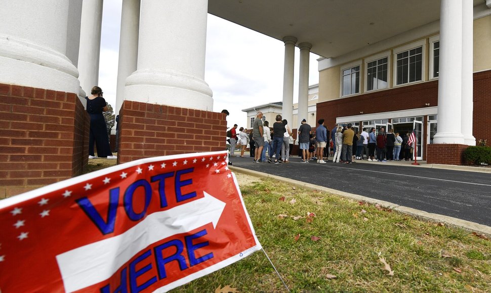 Timothy D. Easley / AP