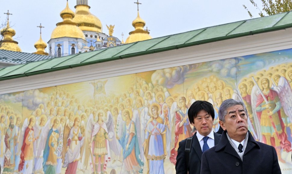 Japonijos užsienio reikalų ministras Takeshi Iwaya / SERGEI SUPINSKY / AFP