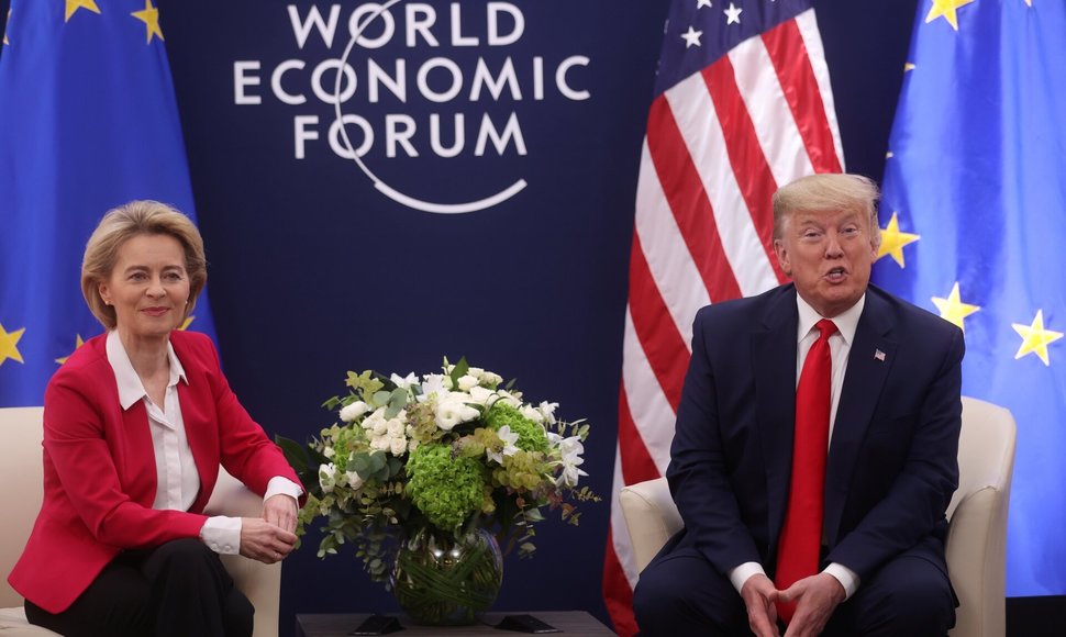 EK vadovė Ursula von der Leyen ir Donaldas Trumpas 2020 metais / JONATHAN ERNST / REUTERS