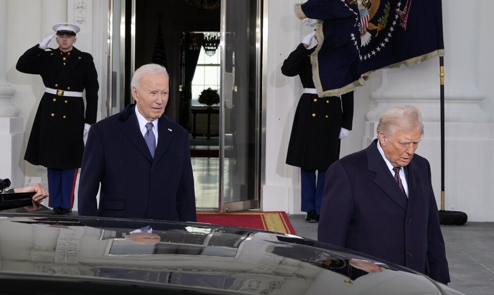 Alex Brandon / AP