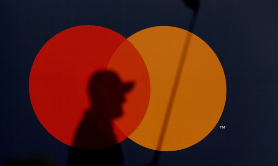 Paul Childs / REUTERS