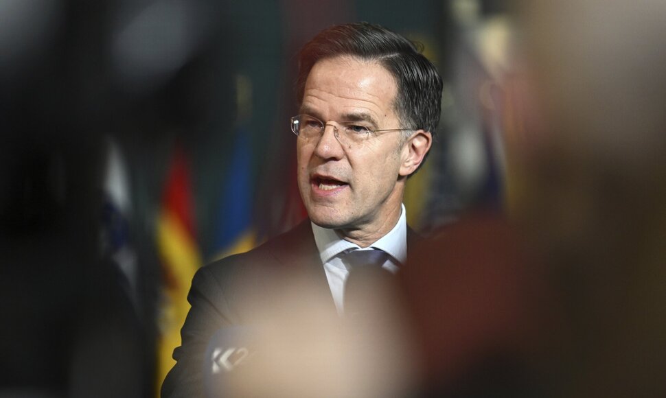 M. Rutte / Harry Nakos / AP