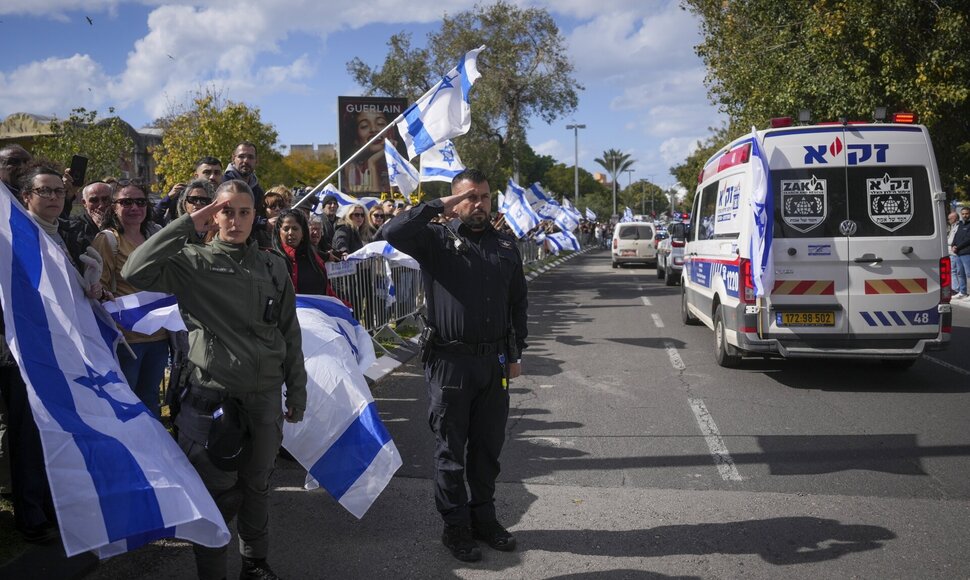 Konvojaus pasitikimas / Ohad Zwigenberg / AP