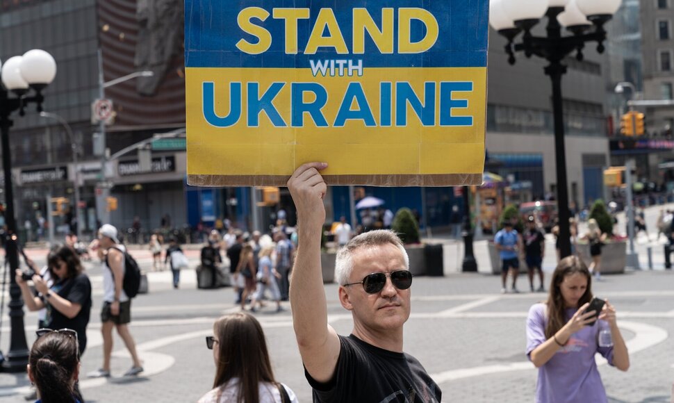 Ukrainos palaikymo akcijos dalyvis / Lev Radin / ZUMAPRESS.com