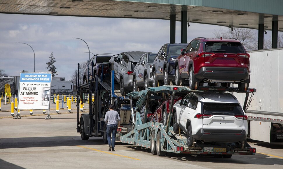 Automobilių importas / BILL PUGLIANO / Getty Images via AFP