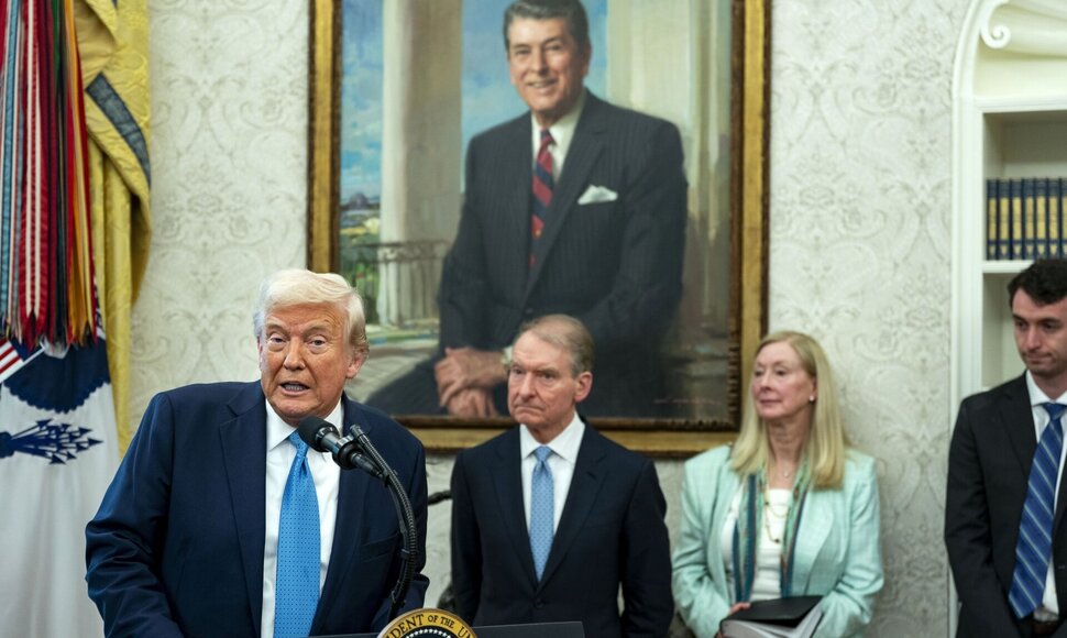 Donaldas Trumpas Baltuosiuose rūmuose / Bonnie Cash - Pool via CNP / picture alliance / Consolidated News Photos