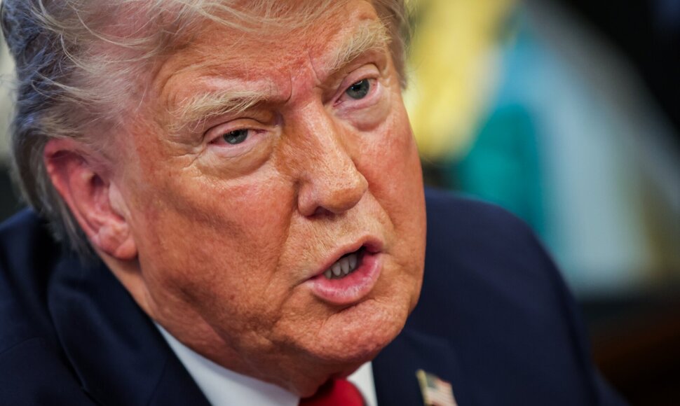D. Trumpas / Samuel Corum - Pool via CNP / picture alliance / Consolidated News Photos