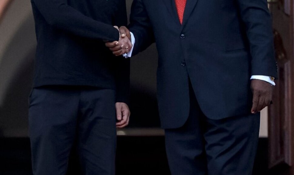 Cyrilas Ramaphosa su V. Zelenskiu / PHILL MAGAKOE / AFP
