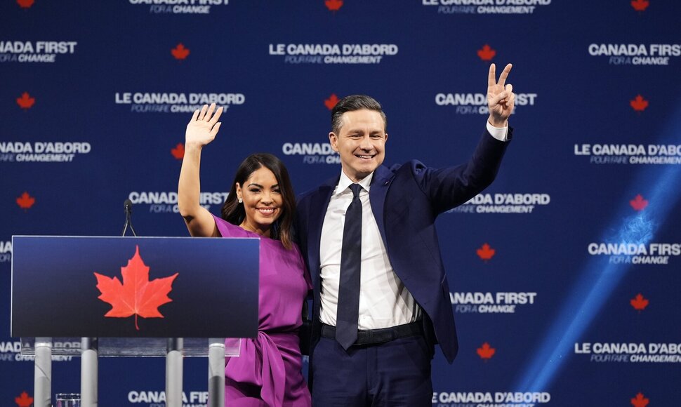Pierre'as Poilievre'as su žmona / Adrian Wyld / AP