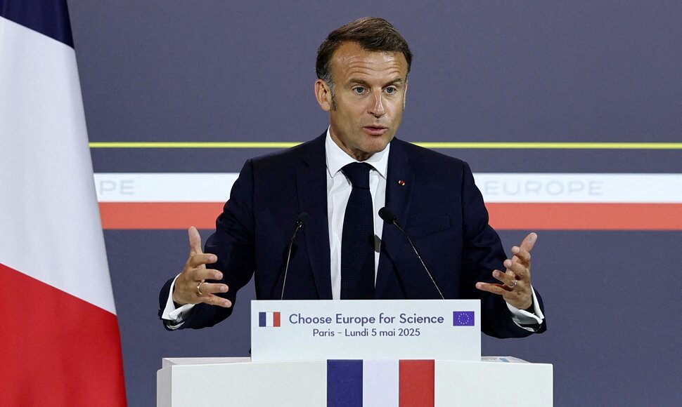 Emmanuelis Macronas / GONZALO FUENTES / AFP
