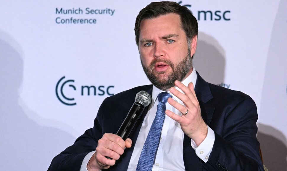 J. D. Vance'as / MANDEL NGAN / AFP