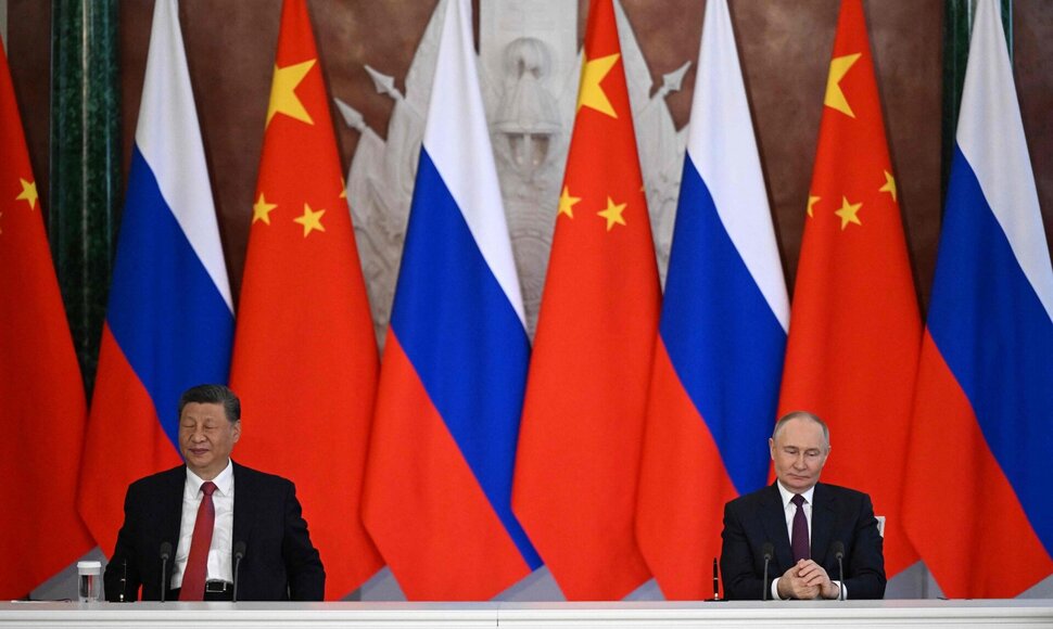 Xi Jinpingas ir Vladimiras Putinas / KIRILL KUDRYAVTSEV / AFP