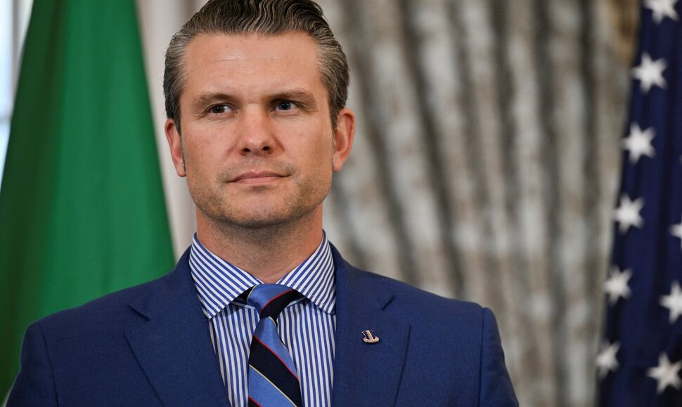 Pete'as Hegsethas / Annabelle Gordon / REUTERS