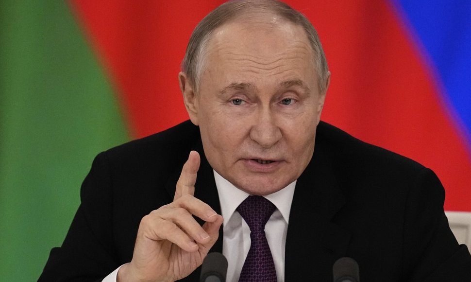 Alexander Zemlianichenko / AP