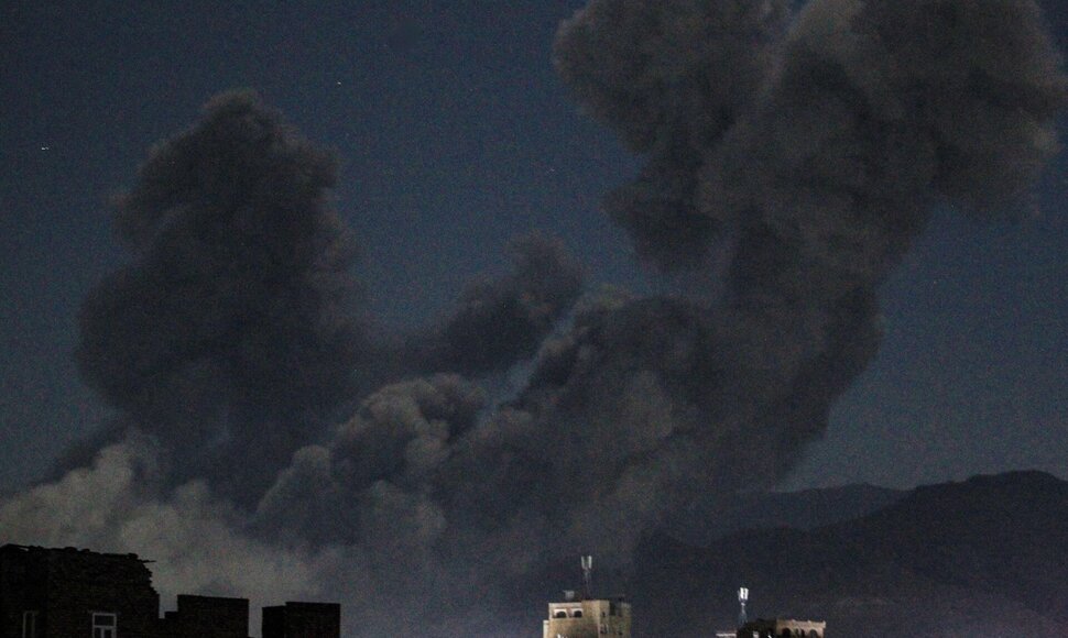 JAV smūgiai Sanoje / MOHAMMED HUWAIS / AFP
