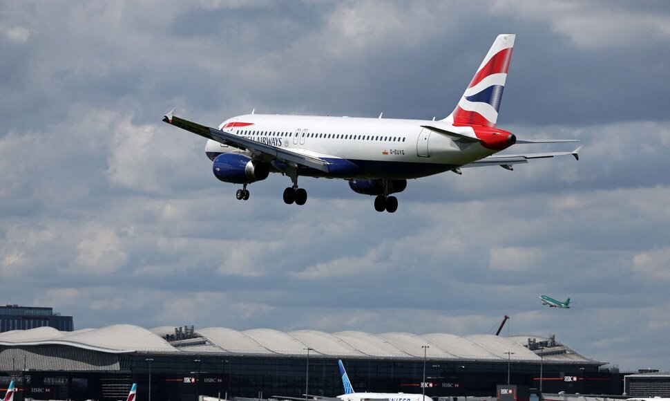 Londono Hitrou (Heathrow) oro uostas / ADRIAN DENNIS / AFP